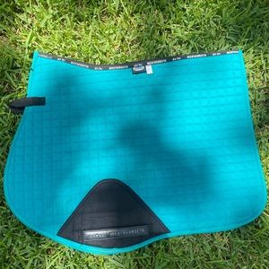 WEATHERBEETA PRIME JUMP SHAPED SADDLE PAD